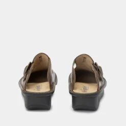Classic Oiled Brown Shoe -Alegria Shoes Sale ALG 7412 S3 ca29e2ed d5cb 4313 8f5a f98e3222e44c