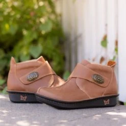 Caiti Maple Boot -Alegria Shoes Sale CAT 6465 1X 3238ba8f 27b9 4cbe 9ca1 18af0062fc62