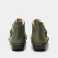 Caiti Avocado Boot -Alegria Shoes Sale CAT 6466 S3