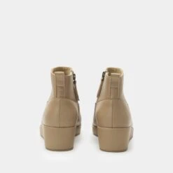 Hadi Beige Boot -Alegria Shoes Sale HDI 6341 S3 cbfb758f af2f 4307 a593 637caadcfbea