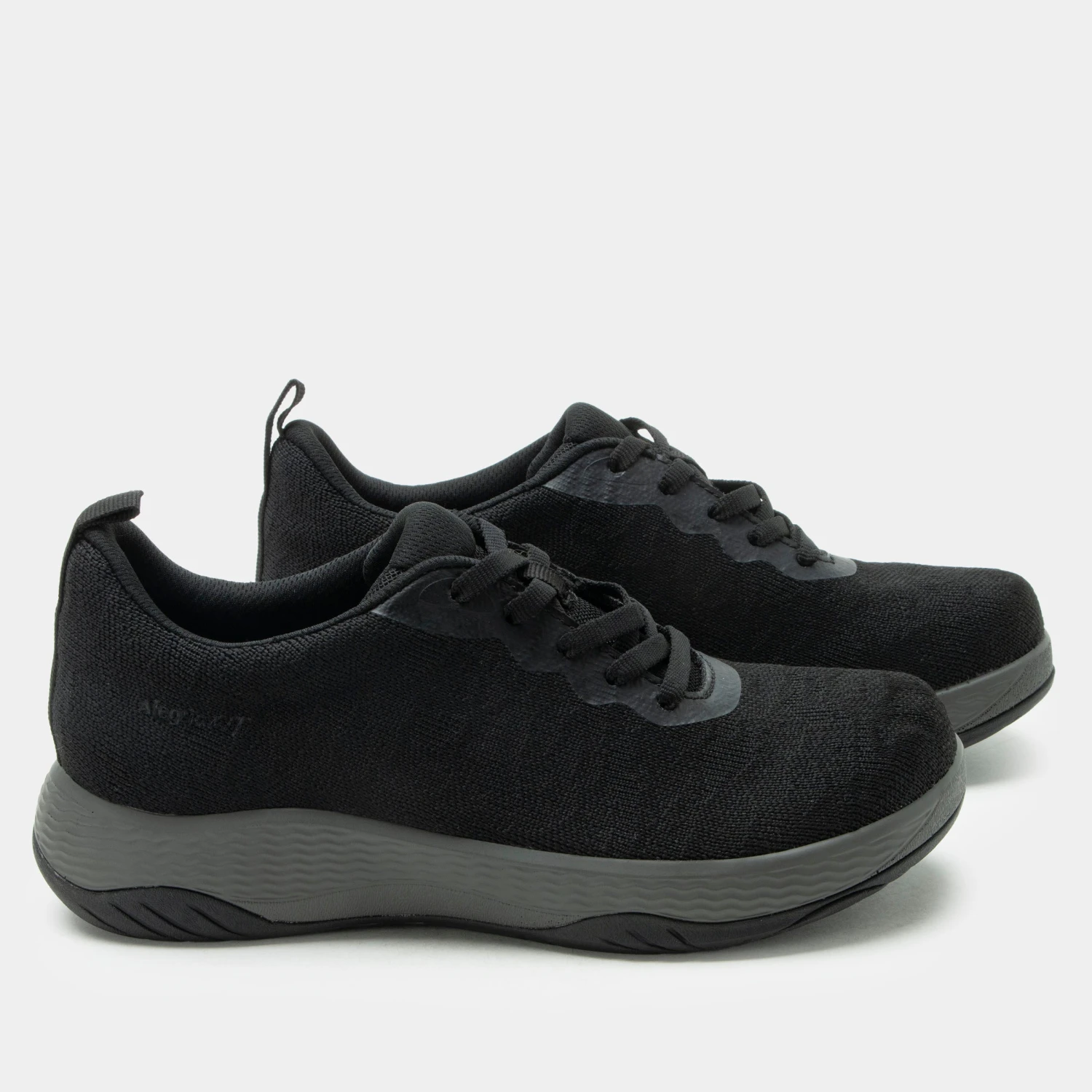 In8 All Black Shoe 4 In8 All Black Shoe - Image 2