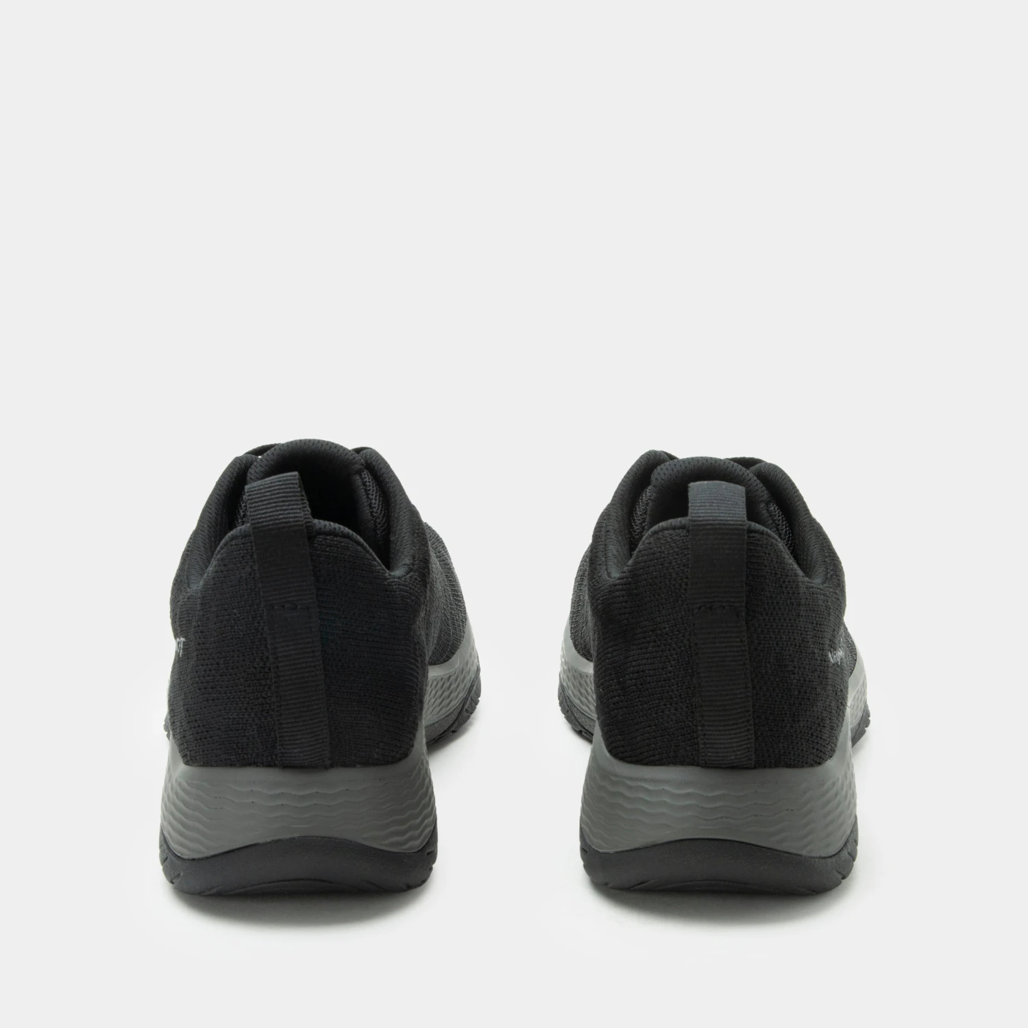 In8 All Black Shoe 5 In8 All Black Shoe - Image 3