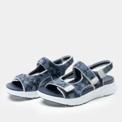 Sandie Midnight Oddity Sandal