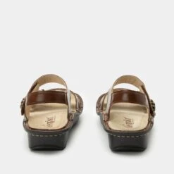 Vienna Marrone Sandal 12 Vienna Marrone Sandal -Alegria Shoes Sale VIE 6417 S3 0dbd5f4a f0ca 4c05 923b 723b81877c0d